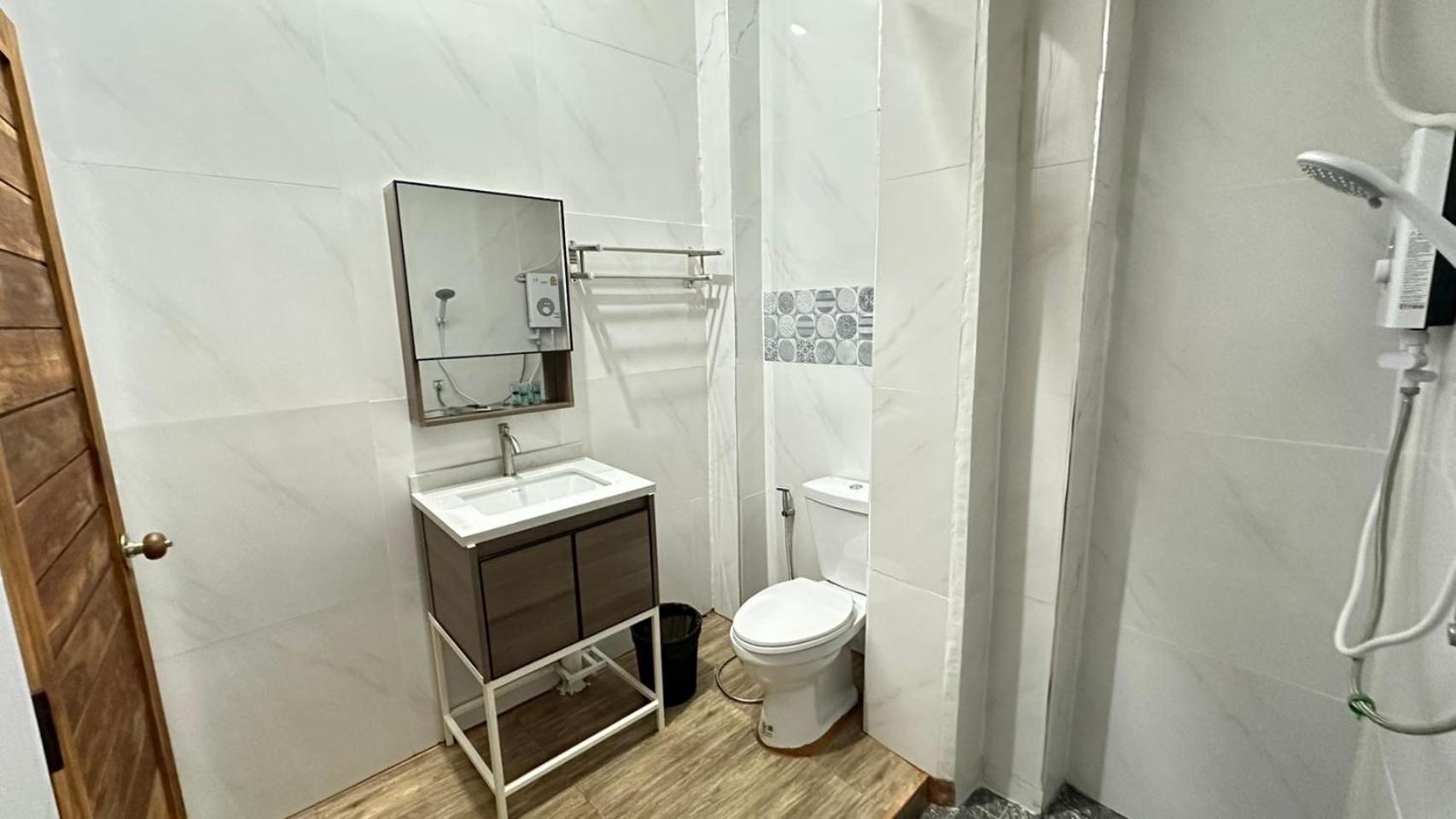 Megun 10 L Apartment Bangkok Exterior foto